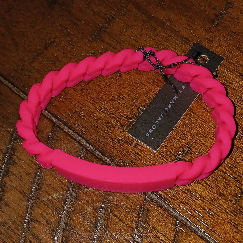 Marc Jacobs Knockout Pink Bracelet! Nwt! 💖